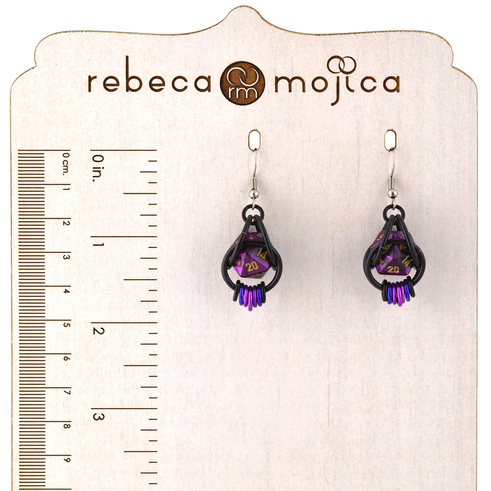 Chainmaille D20 Earrings - Purple Goth