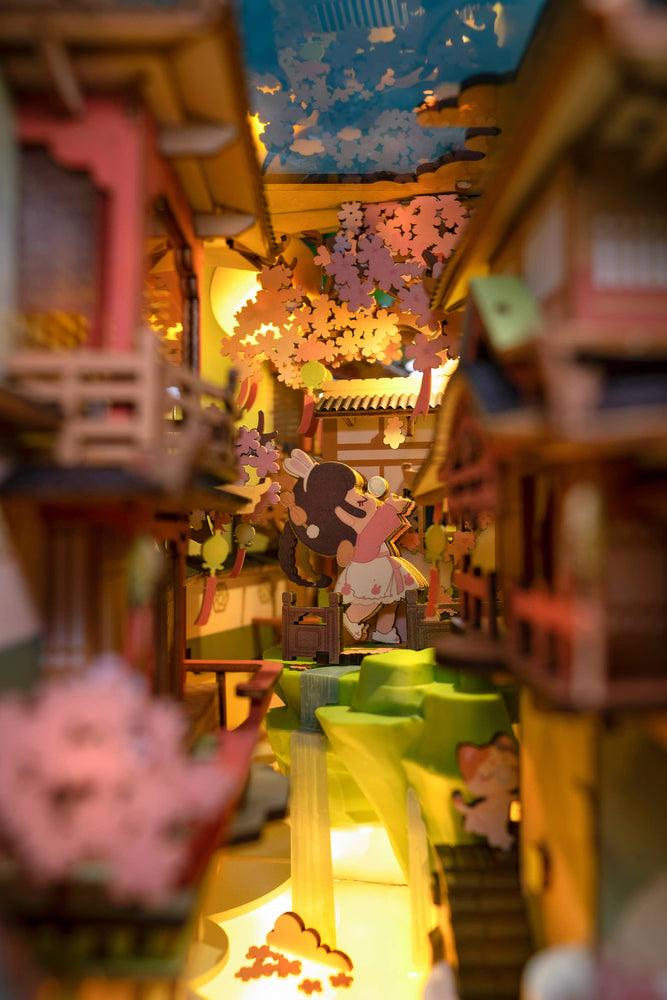 Book Nook Kit - Falling Sakura