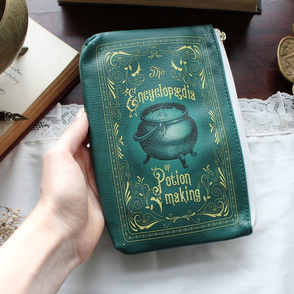 Pouch Purse - The Encyclopedia of Potion Making