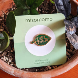 Enamel Pin - Pronoun Leaf (They/Them)