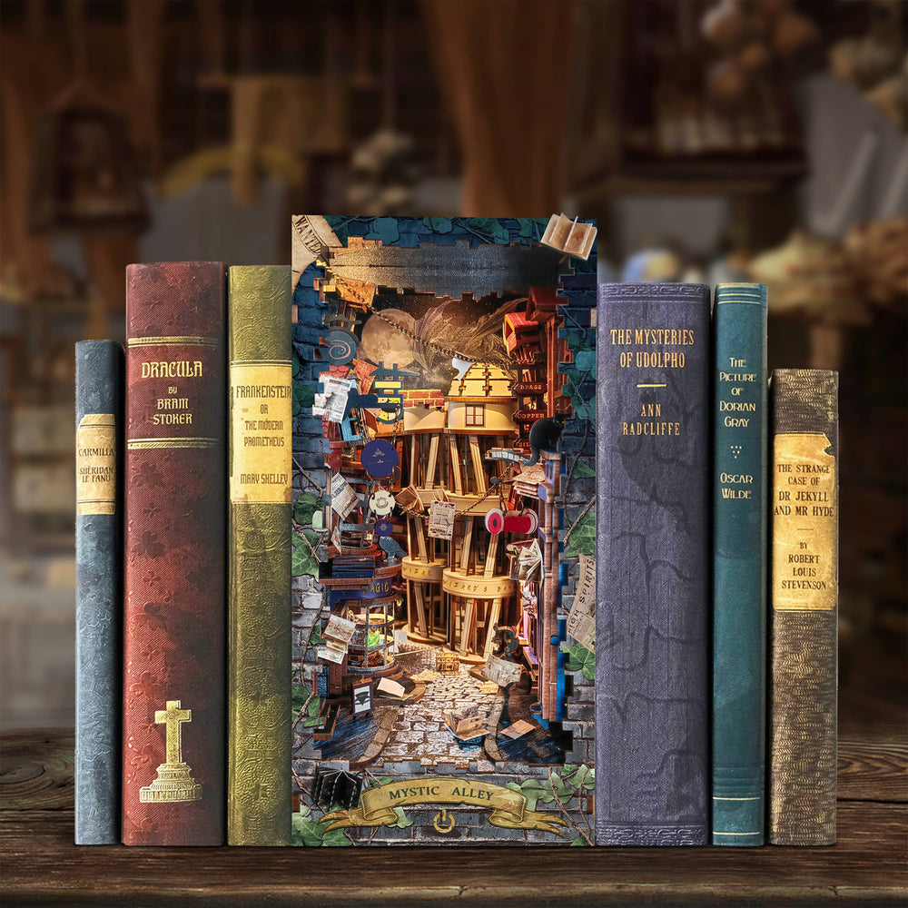 Book Nook Kit - Mystic Alley