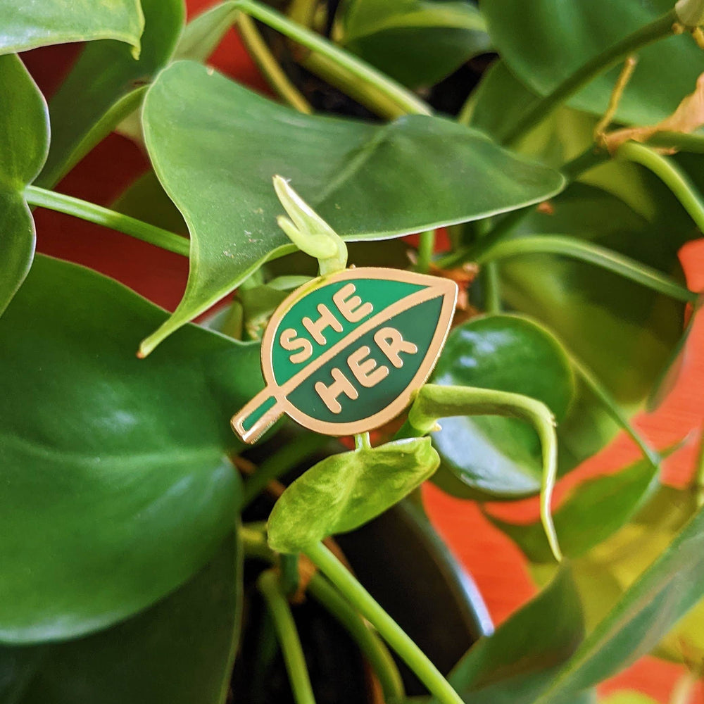 Enamel Pin - Pronoun Leaf (She/Her)