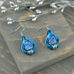 Chainmaille D20 Earrings - Clear Blue Shimmer