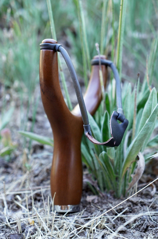 Wooden Slingshot - Traditional Design