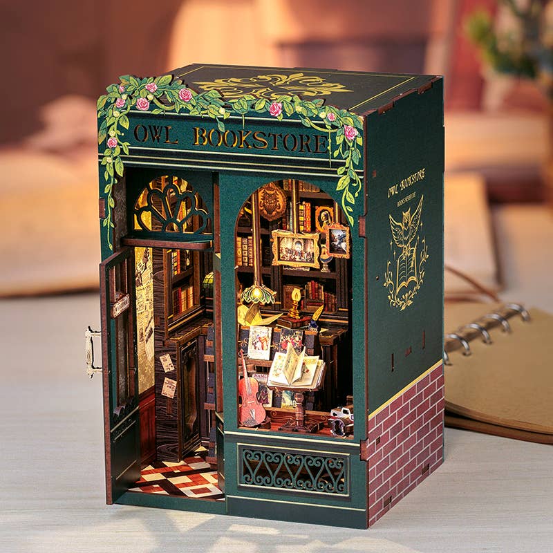 Book Nook Kit - Owl Bookstore