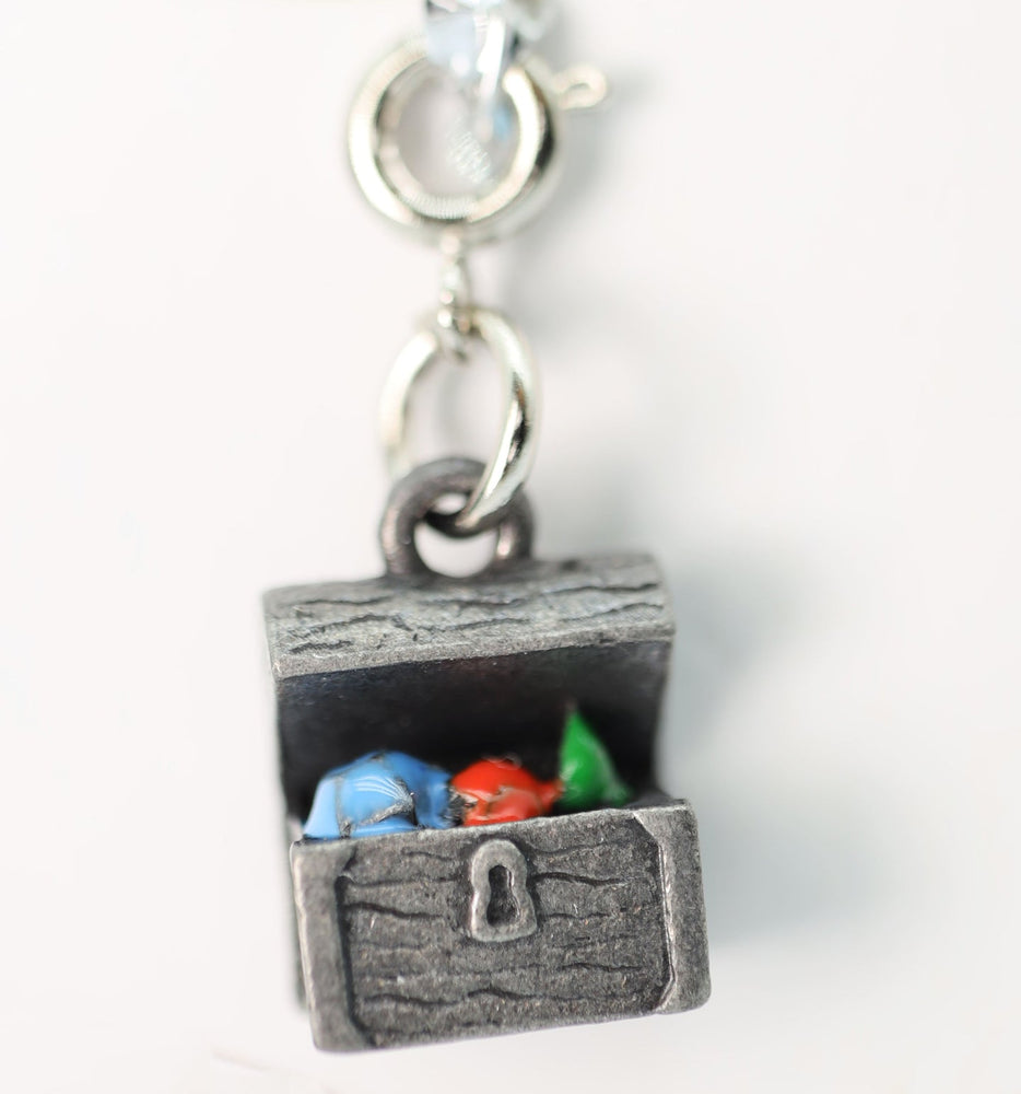 Traveler's Trinkets - Treasure Chest Charm