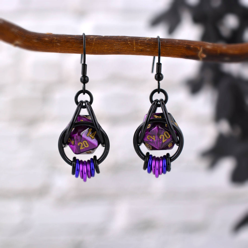 Chainmaille D20 Earrings - Purple Goth