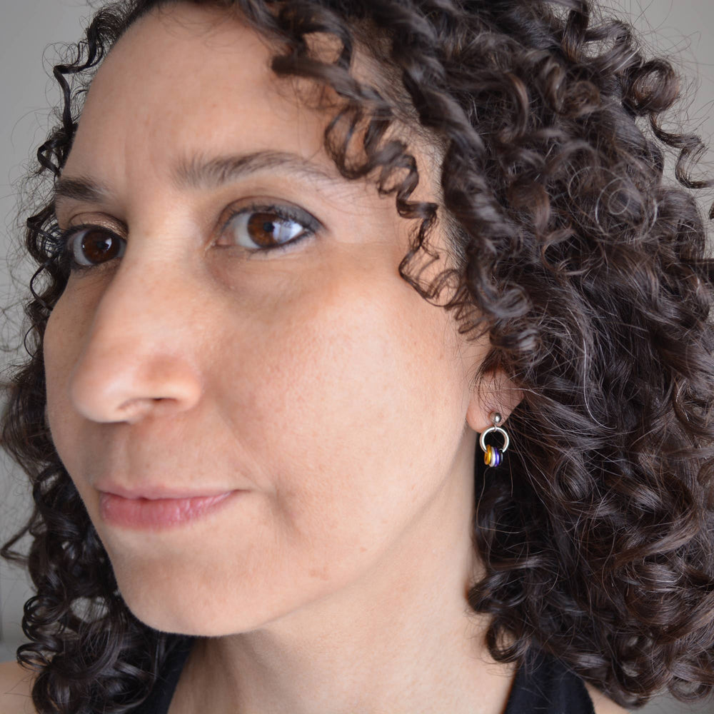 Pridemaille Tiny Hoop Earring - Nonbinary