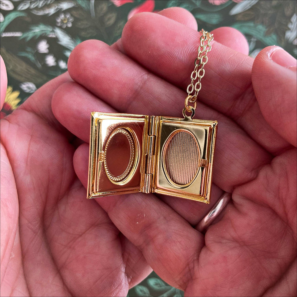Book Locket - Harry Potter