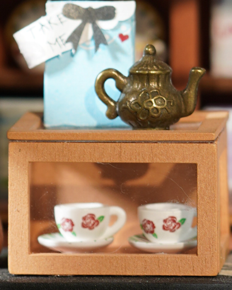 Book Nook Kit - Kiki's Magic Emporium