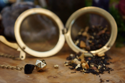 Tea Infuser- Charm & Crystal