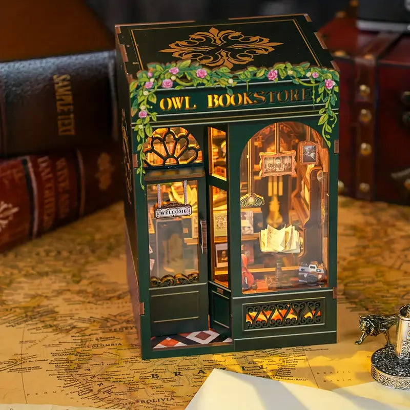 Book Nook Kit - Owl Bookstore