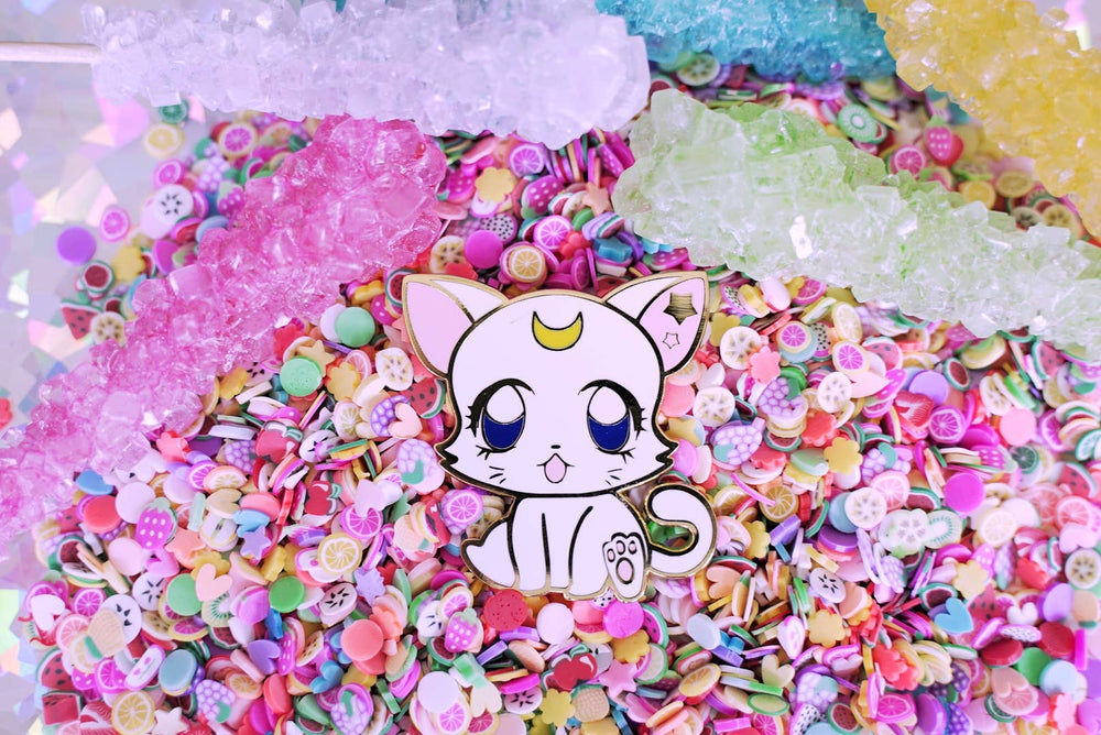 Sailor Moon Enamel Pin - Artemis