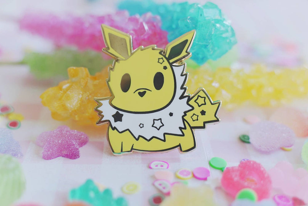 Pokemon Enamel Pin - Jolteon