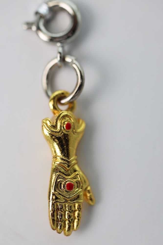 Traveler's Trinkets - Enchanted Gauntlet Charm