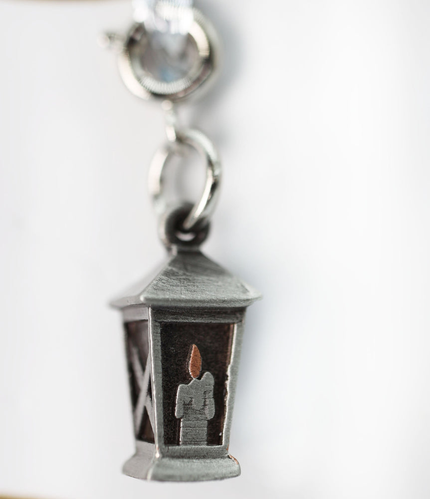 Traveler's Trinkets - Lantern Charm