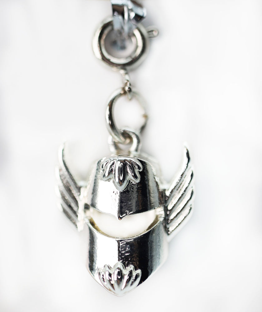 Traveler's Trinkets - Paladin Helm Charm