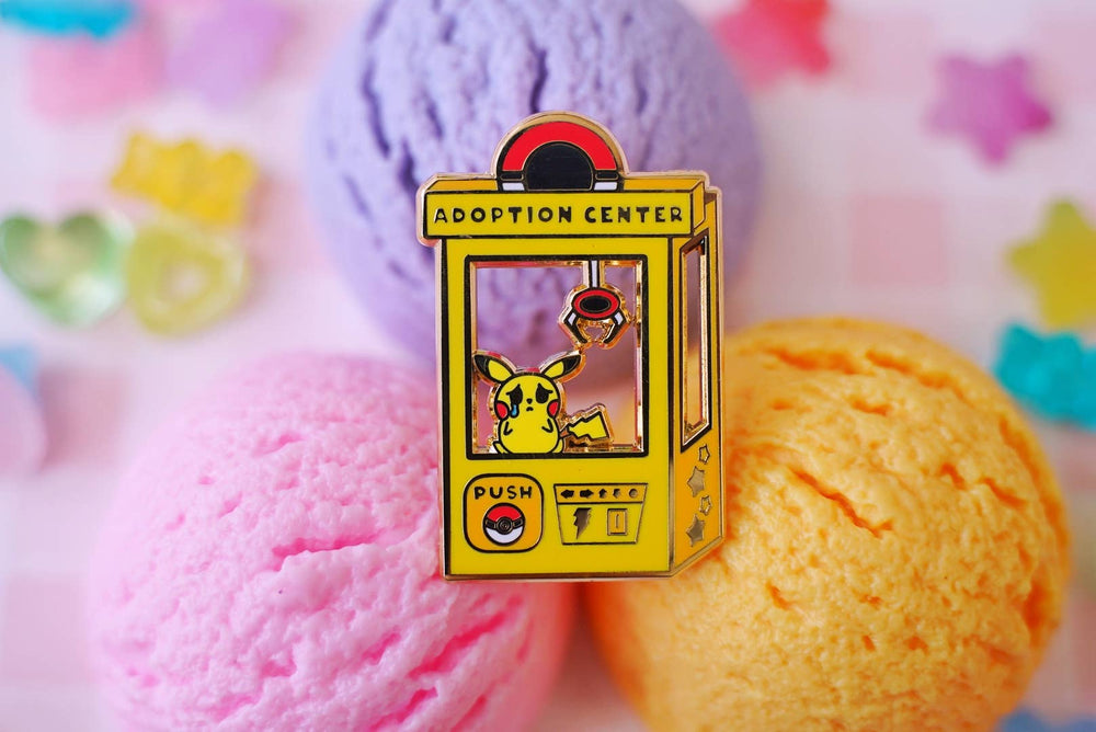 Pokemon Enamel Pin - Pikachu